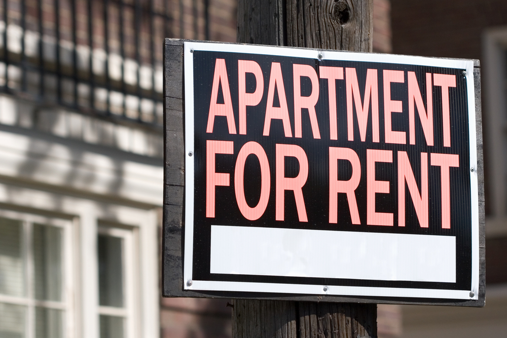 Is een huurder van zelfstandige woonruimte bemiddelingskosten verschuldigd aan een huurmakelaar?